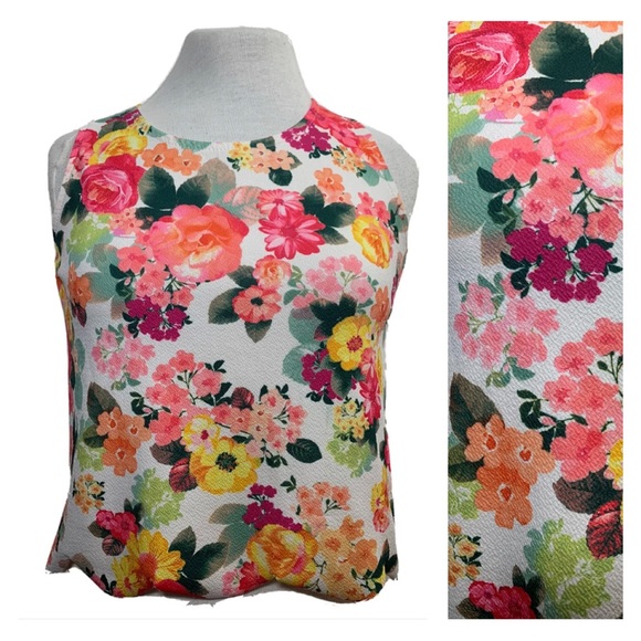 Quiz Tops - Quiz Floral Top Sleeveless Cami  White Multicoloured Scallop Hem Colourful UK 12